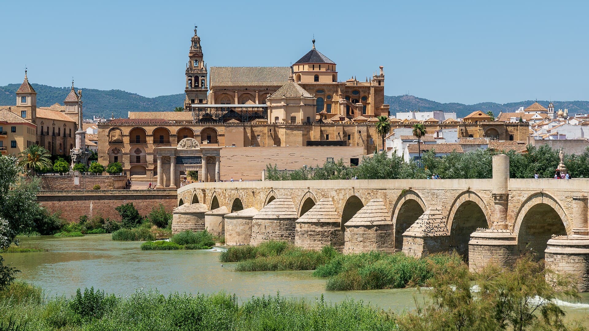 Pisos turísticos en Córdoba: la segunda temporada alta de septiembre y cómo prepararse